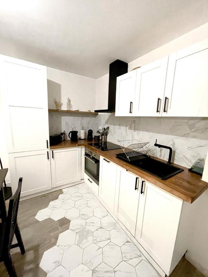 Апартаменты Joli T4 Renove Climatise Entre St Charles/Le Vieux-Port Марсель Экстерьер фото